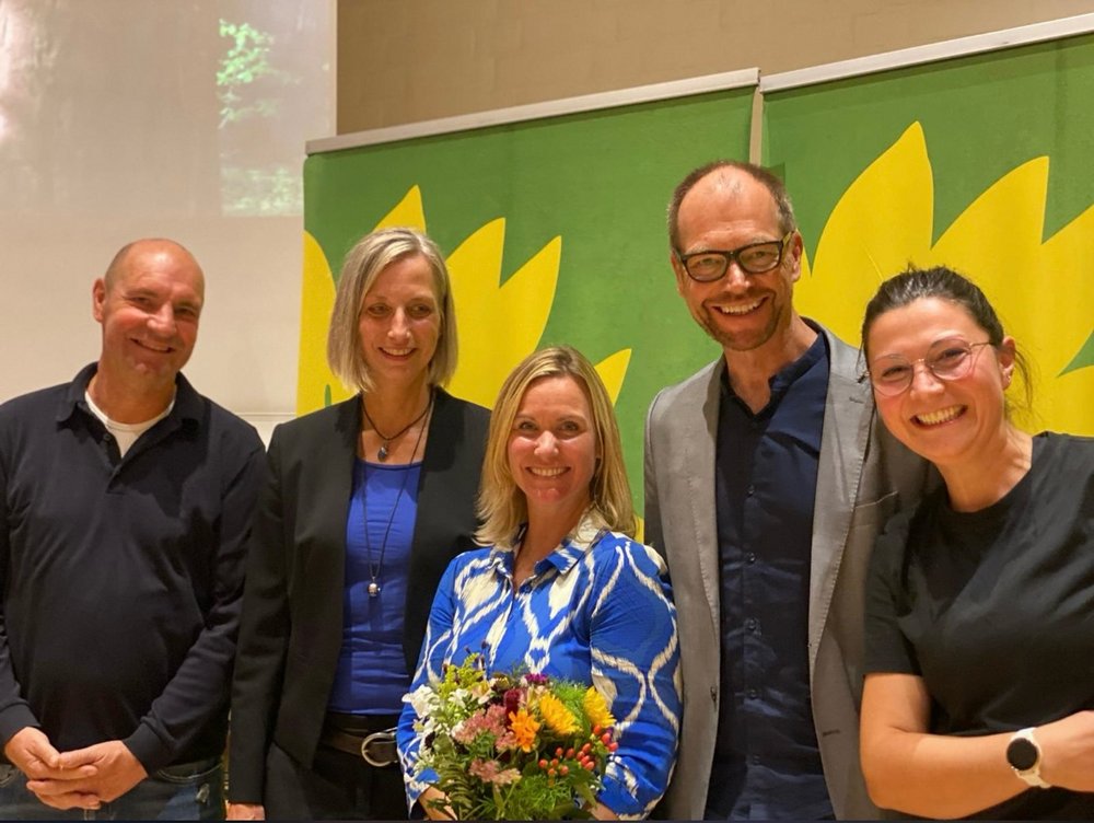 Foto Peter Klinder v.li. Rainer Husmann (Sprecher Germering), Andrea Thormählen (Sprecherin Kreis LL), Verena Machnik (Kandidatin & Sprecherin Kreis STA), Martin Erdmann (Sprecher Kreis LL), Lisa Pazzini (Sprecherin Germering)